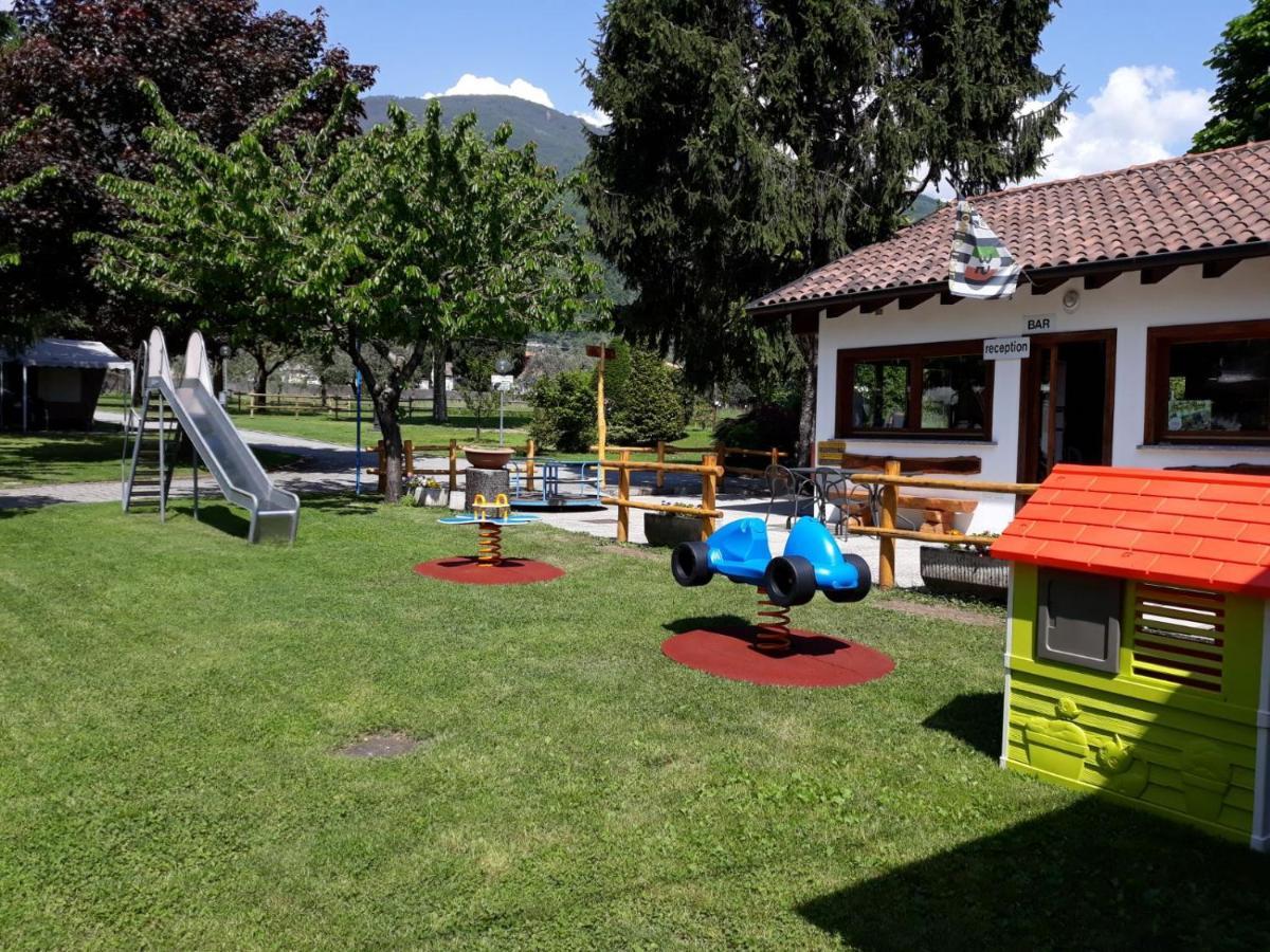 Camping La Breva Dongo Kültér fotó